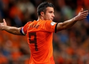 棋牌游戏-红牛稳如磐石，维尼修斯点燃星火，足球世界里的必然与瞬间