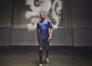 棋牌游戏-绝地反击！新疆惊天逆转深圳，王哲林刷新纪录之夜