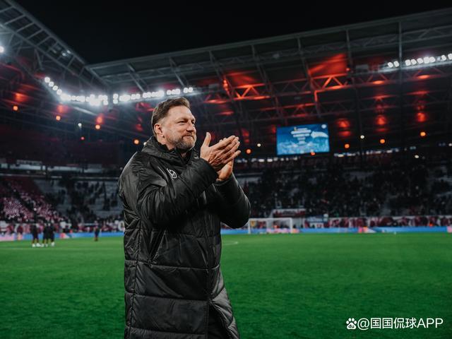 关于沃尔夫斯堡锋线连场高效，击败对手连起连胜的信息