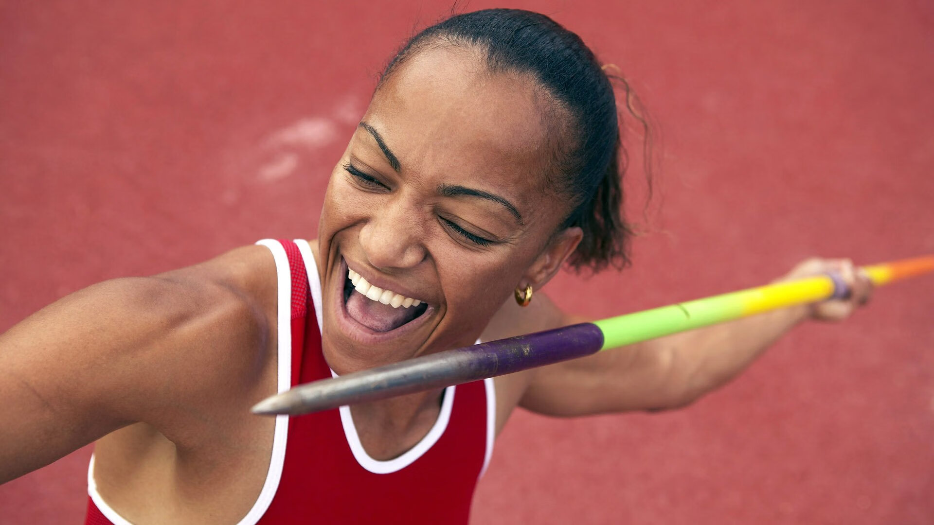 从NBA季后赛到绿茵巅峰，跨越时空的竞技启示录
