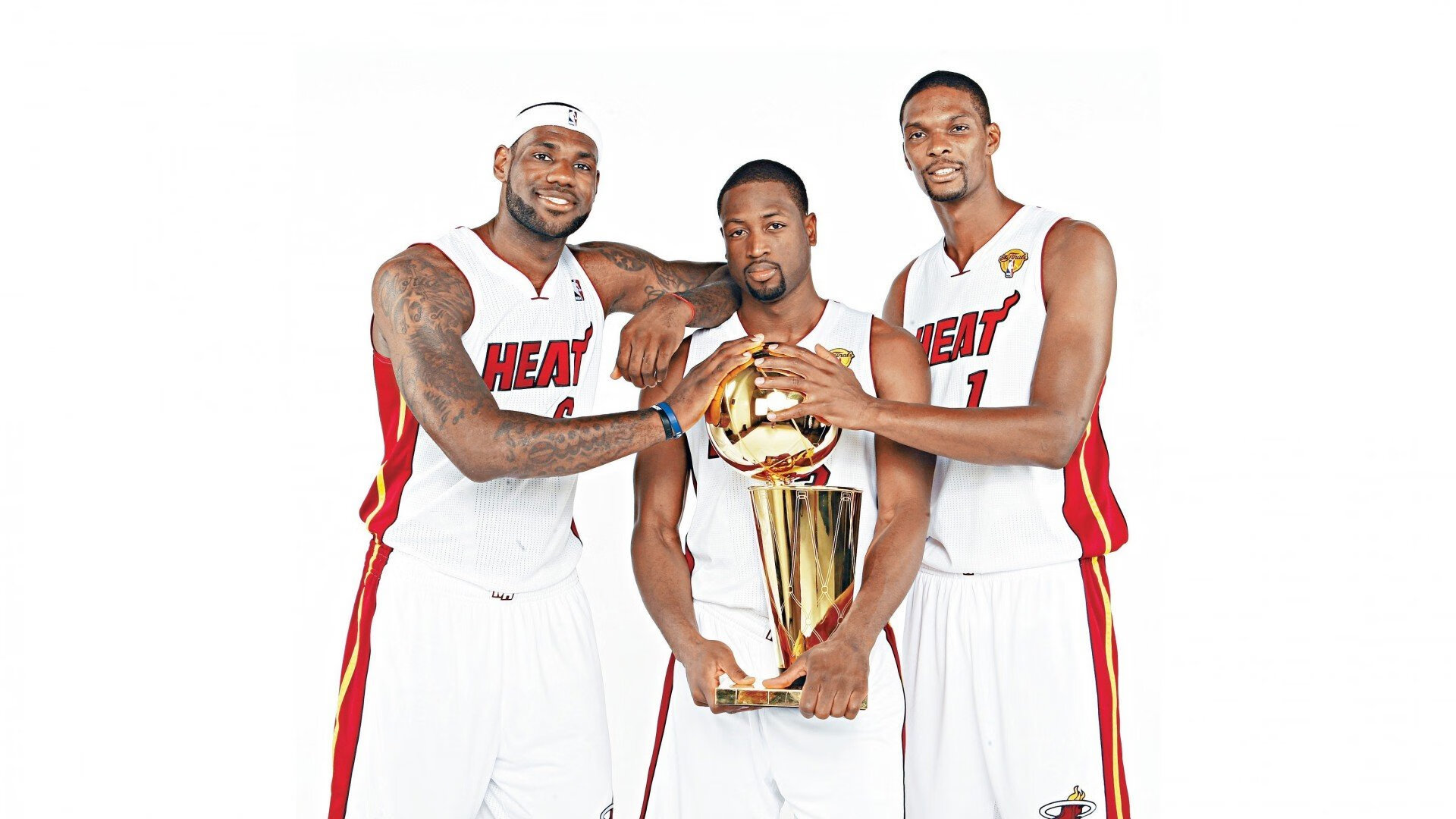 赛道上的权力更迭，威廉姆斯鏖战梅赛德斯，维斯塔潘带队取胜